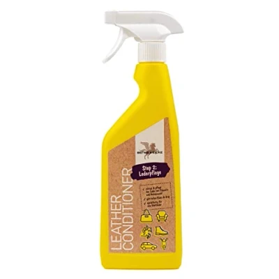Abbildung von Bense &amp; Eicke Leather conditioner stap 2