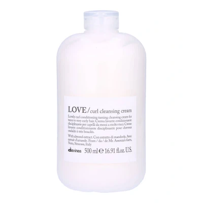 Abbildung von Davines LOVE Curl Cleansing Cream 500 ml