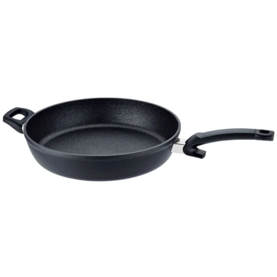 Abbildung von Fissler Adamant Comfort / Aluminium Pfanne (32 cm) große Bratpfanne beschichtet, antihaftend, kratzfest Induktion, Anthrazit