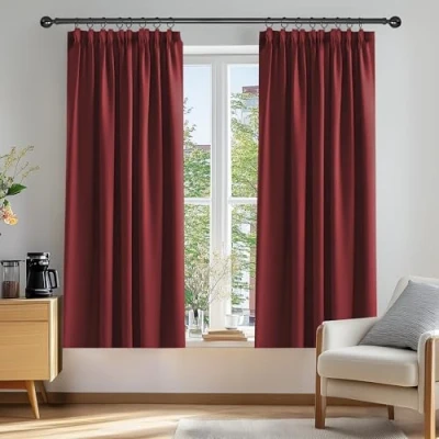 Abbildung von Deconovo Vorhang Gardinen Blickdicht Verdunkelungsvorhang Kräuselband gegen Kälte Vorhänge, 138x117 cm(HöhexBreite), Rot, 2er Set