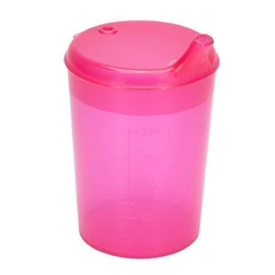 Abbildung von Medi Inn+ Schnabelbecher Schabeltasse Trinkbecher 250 ml (Farbe: rot, Öffnung: 8 x 4 mm)