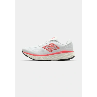 Abbildung von New Balance Fresh FOAM X EVOZ V4 Laufschuh Straße, Damen, Größe: 35, White Schuhe