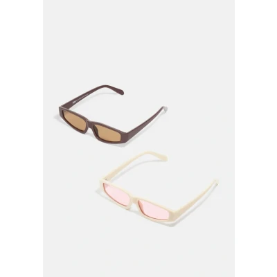 Abbildung von Urban Classics Sunglasses Lefkada Unisex 2 PACK Sonnenbrille, Herren, Größe: One Size, Brown/offwhite/pink