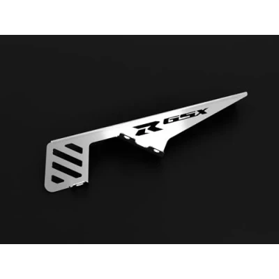 Abbildung von kompatibel mit: Suzuki GSX R 750 BJ 2000 03 / 1000 2001 04 Kettenschutz Kettenabschirmung Logo silber IBEX