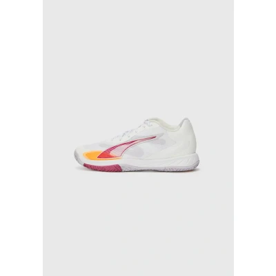 Abbildung von Puma Accelerate Turbo 4 Handballschuhe Damen White/Berry/Lilac Crush Größe: 40