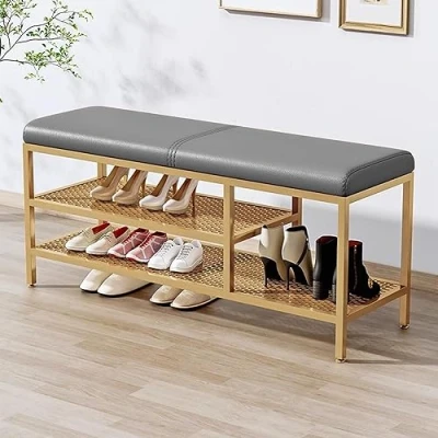 Abbildung von MARIYCH 3 stufige Schuhregalbank, Ottomane mit goldenem Metallrahmen, gepolsterte Schuhaufbewahrungsbank für Eingangsbereich, Flur, Schlafzimmer