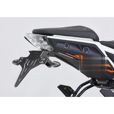 Abbildung von V Shape Kennzeichenhalter PROTECH kompatibel mit KTM 125 Duke 2017 2020 is (125ccm)