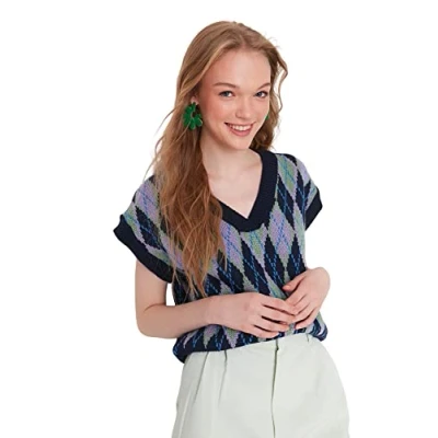 Abbildung von TRENDYOL Damen V neck Diamond Pattern Regular Vest Sweater, Marineblau, L EU