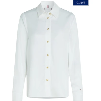 Abbildung von Tommy Hilfiger Curve Hemdbluse CRV GOLD BUTTON VISCOSE LS SHIRT in Großen Größen, goldfarbener Knopf, mit Logostickerei am Ärmel