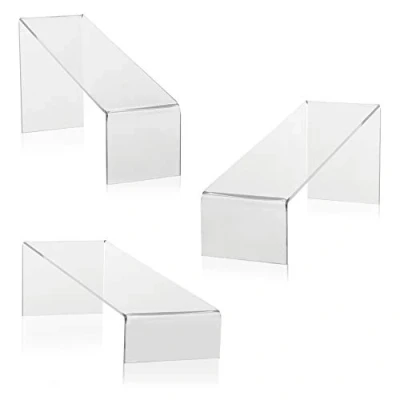 Abbildung von Warenträger Set als Schuhständer (schräg) und Präsentationsdisplay, transparenter Verkaufsständer, Dekoständer aus original PLEXIGLAS in drei verschiedenen Höhen für z.B. Schuhe oder Sammlerstücke