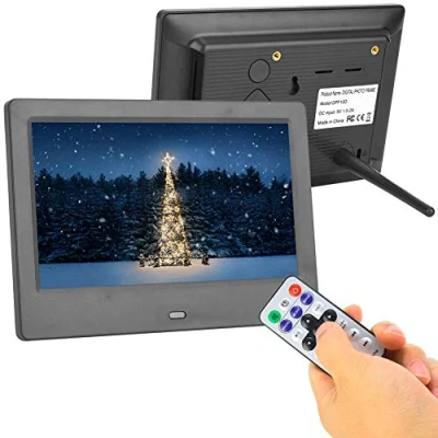 Abbildung von 7 Zoll Bilderrahmen Digital mit Fernbedienung, TFT Display 16:9 Bildschirm Foto/Video/Musik Player Kalender Wecker, Unterstützt USB, SD/MS/MMC bis 32GB(Schwarz)