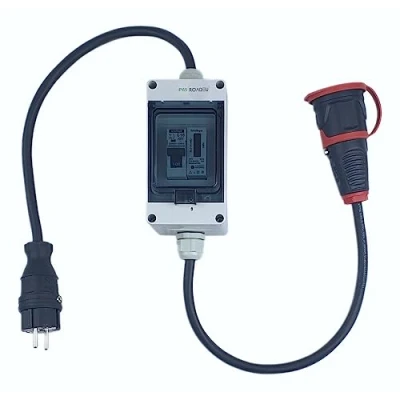 Abbildung von RoadEu Schuko Adapter Komplett mit Zähler Stecker 230V 16A auf Kupplung 3x2 5mm2 Kabel Verlängerungskabel 1 Meter Stromzähler. IP44