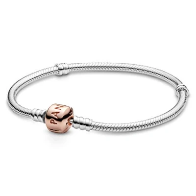 Abbildung von PANDORA Moments Schlangen Gliederarmband mit Zylinderverschluss aus Sterling Silber und rosévergoldeter Metalllegierung, kompatibel Charms Anhängern der Kollektion 17cm