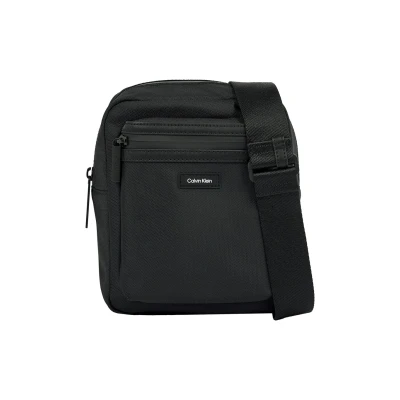 Abbildung von Calvin Klein Umhängetasche &quot;CK ESSENTIAL CONV REPORTER S&quot;