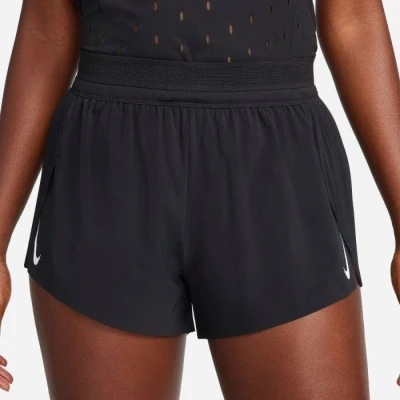 Abbildung von Nike Performance Arswft Dfadv MR 3IN kurze Sporthose, Damen, Größe: Medium, Black white