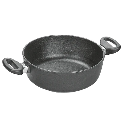 Abbildung von Woll Nowo Titanium Kasserolle Induktiv , Ø 28 cm, 8 cm hoch, 4.5 Liter, mit 2 Seitengriffen Geeignet für alle Herdarten