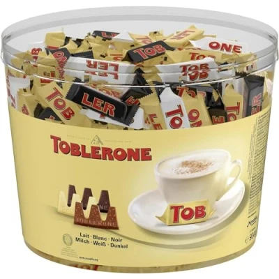 Abbildung von Toblerone Mix Box Klarsichtdose 904 g (mind. 113 Toblerone)