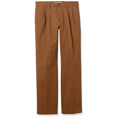 Abbildung von Amazon Essentials Herren Knitterfreie Chinohose mit klassischer Passform und Bügelfalte (erhältlich in Big &amp; Tall), Dunkles Khakibraun, 28W / 29L