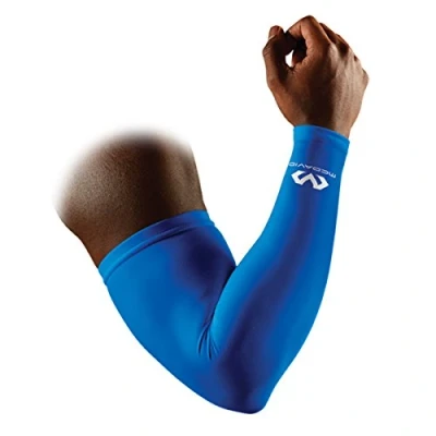 Abbildung von McDavid Erwachsene Kompressions Armstulpe, Royal Blau, S/M, 6566R