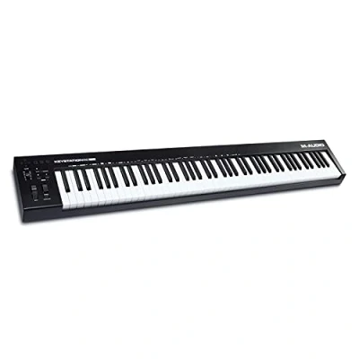 Abbildung von M Audio Keystation 88 MK3 MIDI Keyboard Controller mit halbgewichteten Tasten für die Kontrolle über virtuelle Synthesizer und DAW Parameter