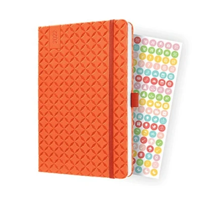 Abbildung von SIGEL J2119 Wochenkalender Jolie 2022 ca. A5 orange Hardcover 174 Seiten mit fröhlichem Kalendarium, vielen Infos und praktischen Stickern FSC zertifiziert Terminplaner