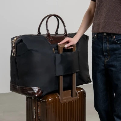 Abbildung von Isabel Bernard Damen Reisetasche Schwarz IB20003 901