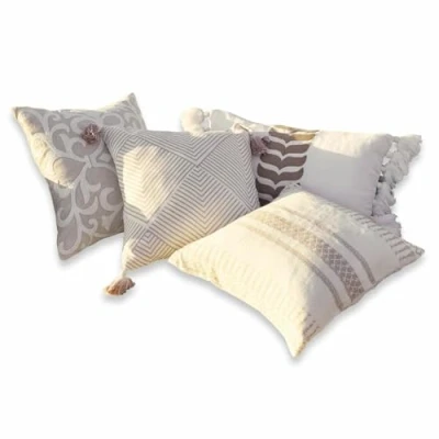Abbildung von Loberon Kissenhülle 4er Set Olette, Verschiedene Formate, Ethno Look, teils handbestickt, mit Quasten verziert, Wohn Accessoires, Kissenbezug, Wohntextilien, Leinen, Creme/braun