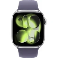 Abbildung von Apple Watch Series 11 42mm Silber Aluminium Gehäuse mit Nebelviolett Sport Band M/L
