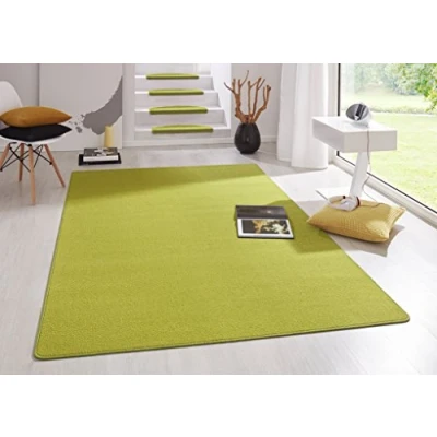 Abbildung von Hanse Home Indoor Teppich Fancy Wohnzimmerteppich einfarbig Modern Velours für Esszimmer, Wohnzimmer, Kinderzimmer, Flur, Schlafzimmer, Küche Grün, 100x150cm