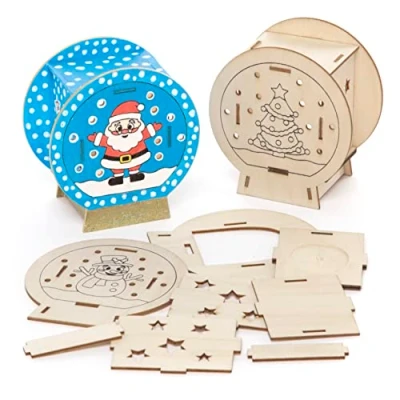 Abbildung von Baker Ross FC264 Schneekugel Teelichthalter Bastelset aus Holz 3er Pack, Holzteelichthalter für Kinder zum Basteln und Bemalen, Weihnachtsbastelsets