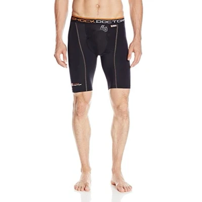 Abbildung von Shock Doctor Herren Tiefschutz Kompressions Short mit Ultra Carbon Flex Cup, Schwarz, S