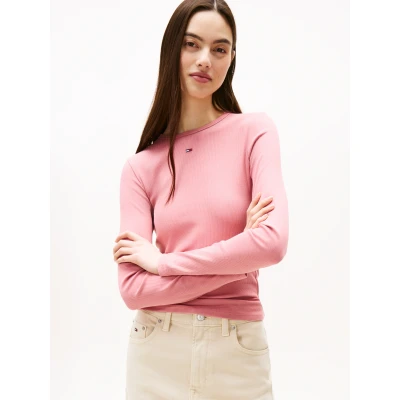 Abbildung von Tommy Jeans Langarmshirt &quot;TJW SLIM ESSENTIAL RIB LS&quot;, mit Logostickerei