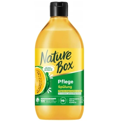 Abbildung von Nature Box Spülung Pflege (385 ml), Haarspülung mit kaltgepresstem Melonen Öl, Pflegespülung für trockene Spitzen und Längen, Flasche aus 100 % recyceltem Social Plastic