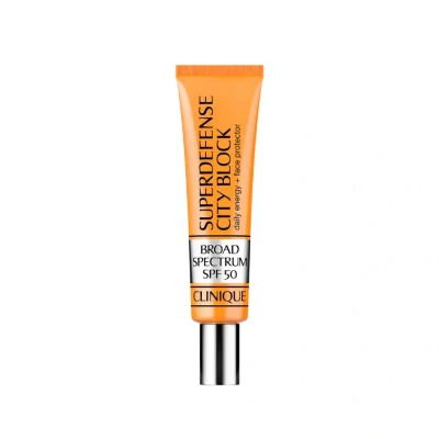 Abbildung von Clinique Superdefense City Block Zonbescherming SPF 50