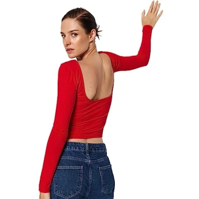 Abbildung von Trendyol Women&#039;s Damen Gerade Lange Ärmel Schlank Die Bluse Blouse, Red, X Large