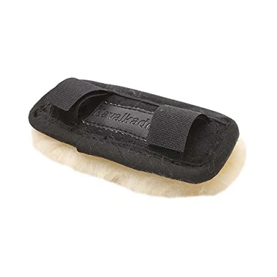 Abbildung von Kavalkade Kopf &amp; Nasenpolster Lammfell Schwarz 14cm