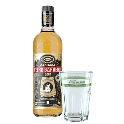 Abbildung von Cachaça VELHO BARREIRO GOLD 0,7 L Geschenk Set/brasilianischer Qualitäts Zuckerrohrrum, 3 Jahre Lagerung plus 1 Caipirinha Glas mit Aufschrift