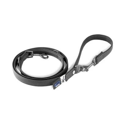 Abbildung von Curli Vegan Apple Leather Adjustable Leash Black S