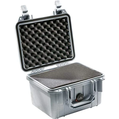 Abbildung von PELI Protector 1300 Professioneller Kamerakoffer, IP67 Wasserdicht, 6L Volumen, Mit Schaumstoffeinlage (Anpassbar), Silber