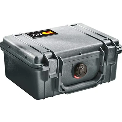 Abbildung von PELI Protector 1150 Schlagfester Schutzkoffer für Optische und Elektronische Instrumente, IP67 Wasserdicht, 3L Volumen, Ohne Schaum, Schwarz