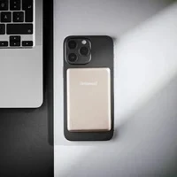 Abbildung von Intenso MW5000 Magnetische Powerbank 5000 mAh MagSafe kompatibel, Wireless Charging 15W, USB C PD 20W, Flach &amp; Kompakt Geprüft in Deutschland Champagner