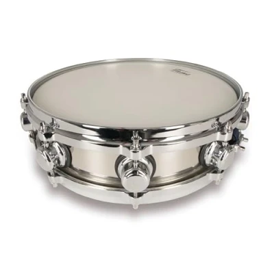 Abbildung von Fame FSS 35 Piccolo Snare Drum, 14&quot;x3,5&quot;, Edelstahl, 1mm Kesselstärke, 10 Stimmschrauben, Gussspannreifen, Chrome Hardware, Professioneller Sound, Hochwertige Qualität&quot;