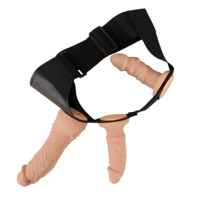 Abbildung von 4 teiliges Strap on Set inklusive RC Vibrator und 2 Dildos