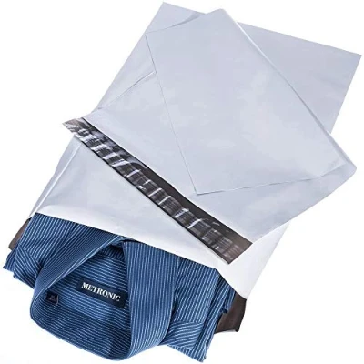Abbildung von Switory Weiß Versandtaschen für Kleidung 30,5 x 39,5 cm Versandtüten mit starkem selbstklebendem Klebstoff Versand Tüte,100 Stück