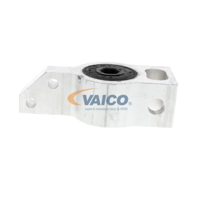 Abbildung von VAICO V10 6478 Querlenkerlager Original Qualität Vorderachse Aluminium Gummimetalllager für Querlenker AUDI: TT Coupe