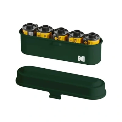 Abbildung von KODAK Film Case Filmkoffer für 5 Rollen 35 mm Folien Kompaktes Retro Stahlgehäuse zum Sortieren und Schützen von Filmrollen (Oliv) (Folie ist Nicht im Lieferumfang enthalten)