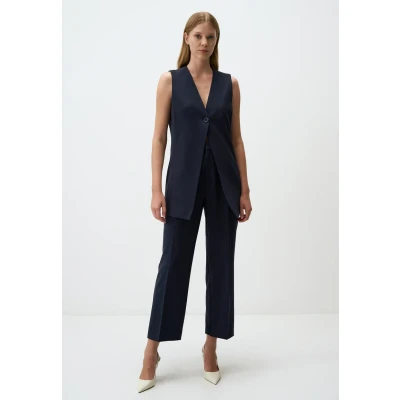 Abbildung von Jimmy Key Button Detailed Vneck Sleeveless Weste, Damen, Größe: 36, Dark blue