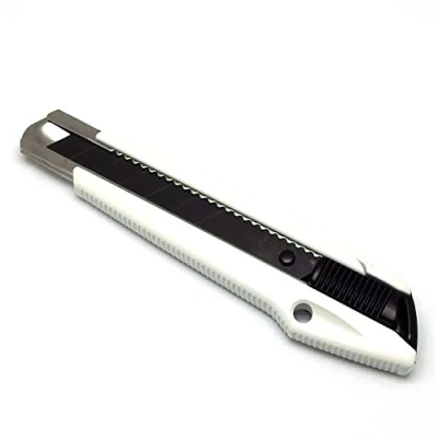 Abbildung von NT Cutter MNCR L1R 18mm schwarz/weiß