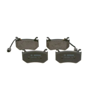 Abbildung von BOSCH 0 986 424 384 Bremsbelagsatz Low Metallic mit integriertem Verschleißsensor ALFA ROMEO: Stelvio, Giulia Limousine