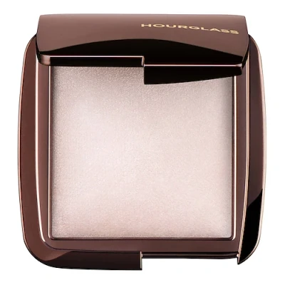 Abbildung von Hourglass Ambient Lighting Powder Gesichtspuder Für Strahlende Haut Ethereal Light